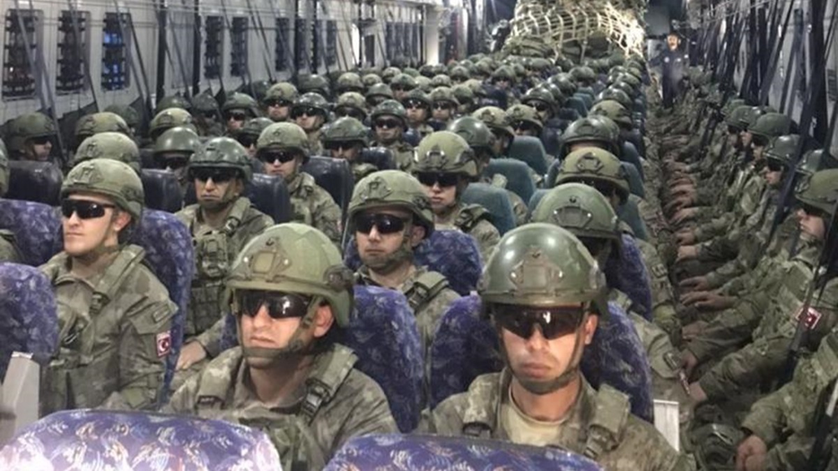 Trk askeri Kosova'da