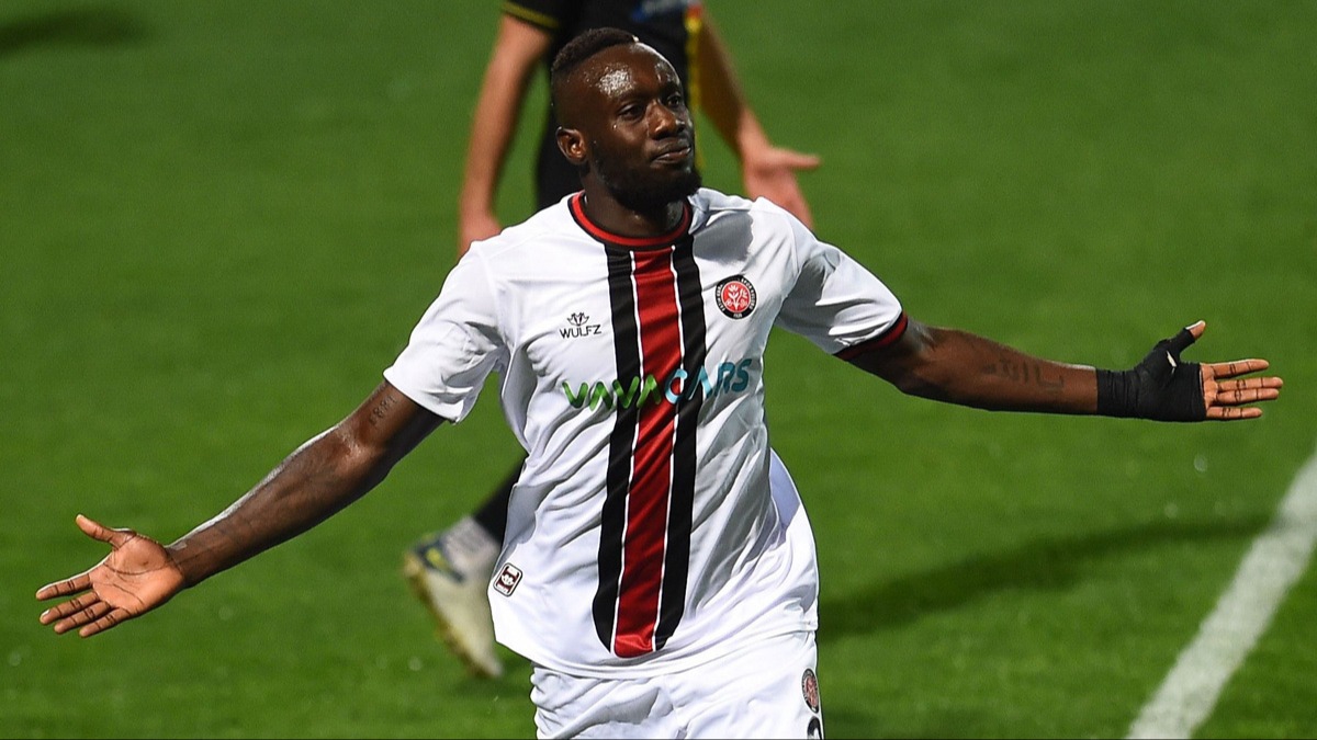 Sper Lig devinin yeni yldz Mbaye Diagne oldu! Hayrl uurlu olsun...