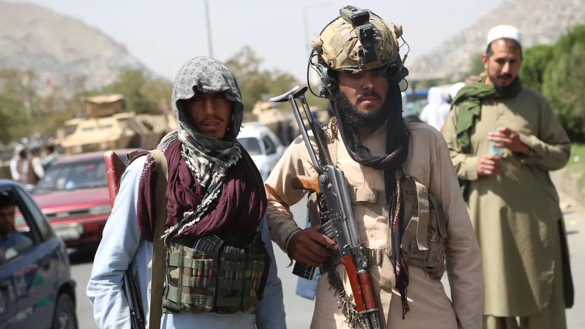 İran ile yaşanan çatışmanın ardından Taliban'dan tatbikat kararı