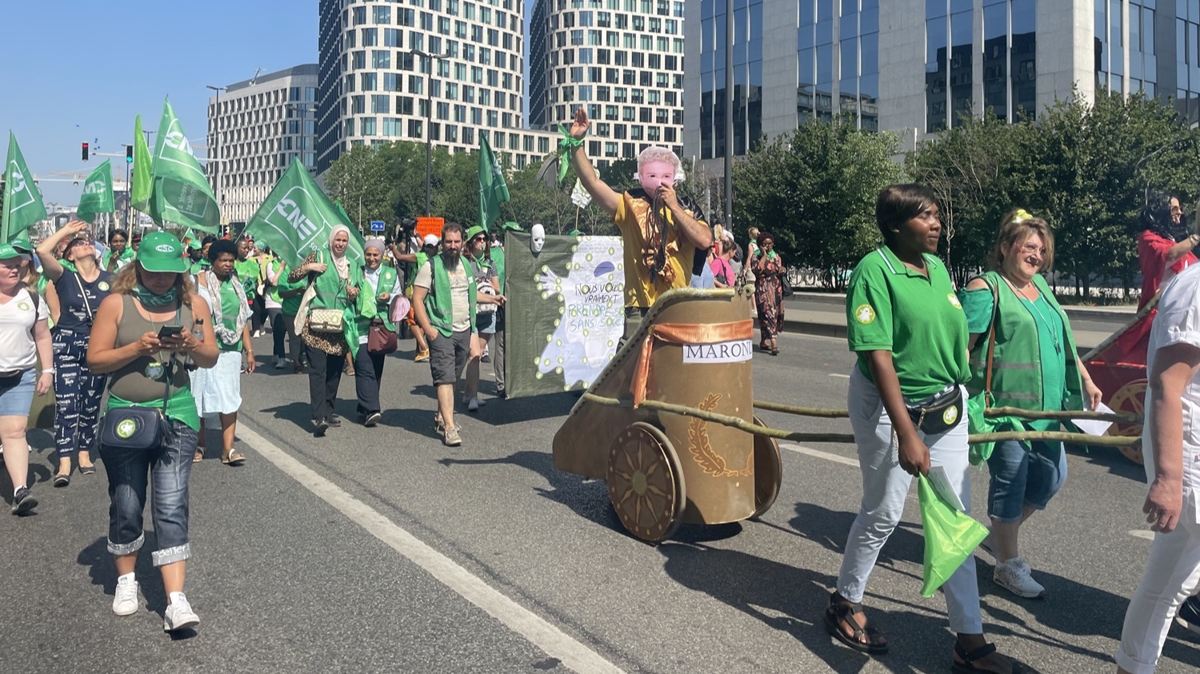 Brksel'de binlerce salk alan protesto dzenledi