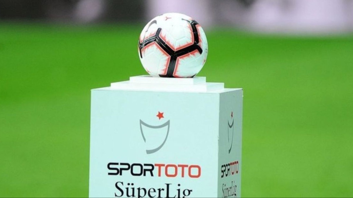 Sper Lig'de 12 takm teknik direktr deiikliine gitti