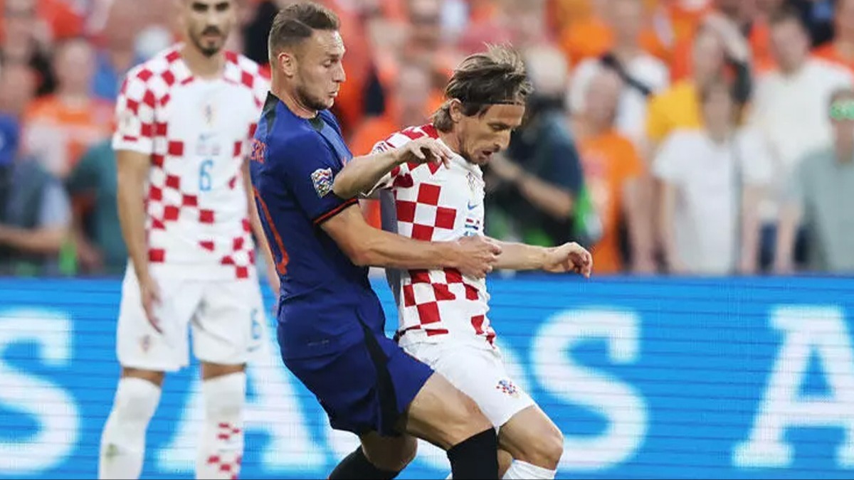Ma sonucu: Hollanda 2-4 Hrvatistan