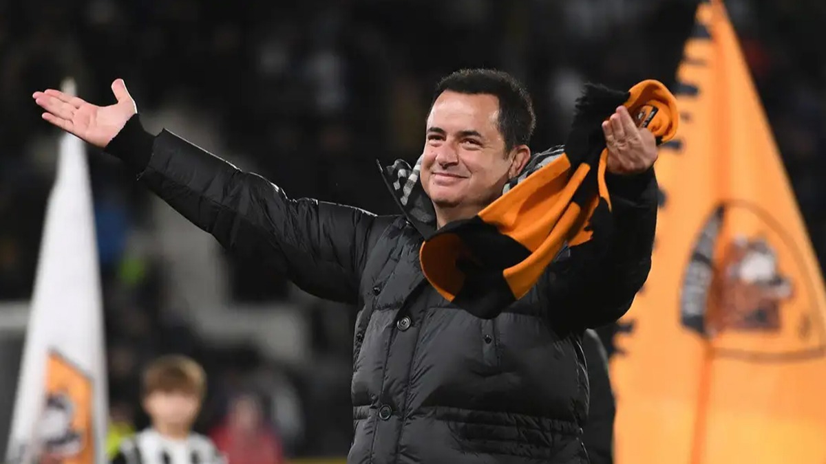 Acun Ilcal'dan Hull City'e Trk yldz