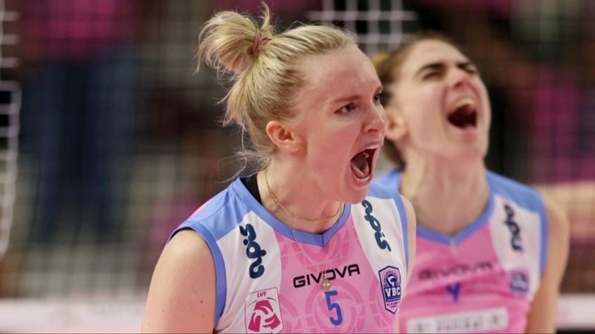 Alexandra Frantti, VakfBank'ta!