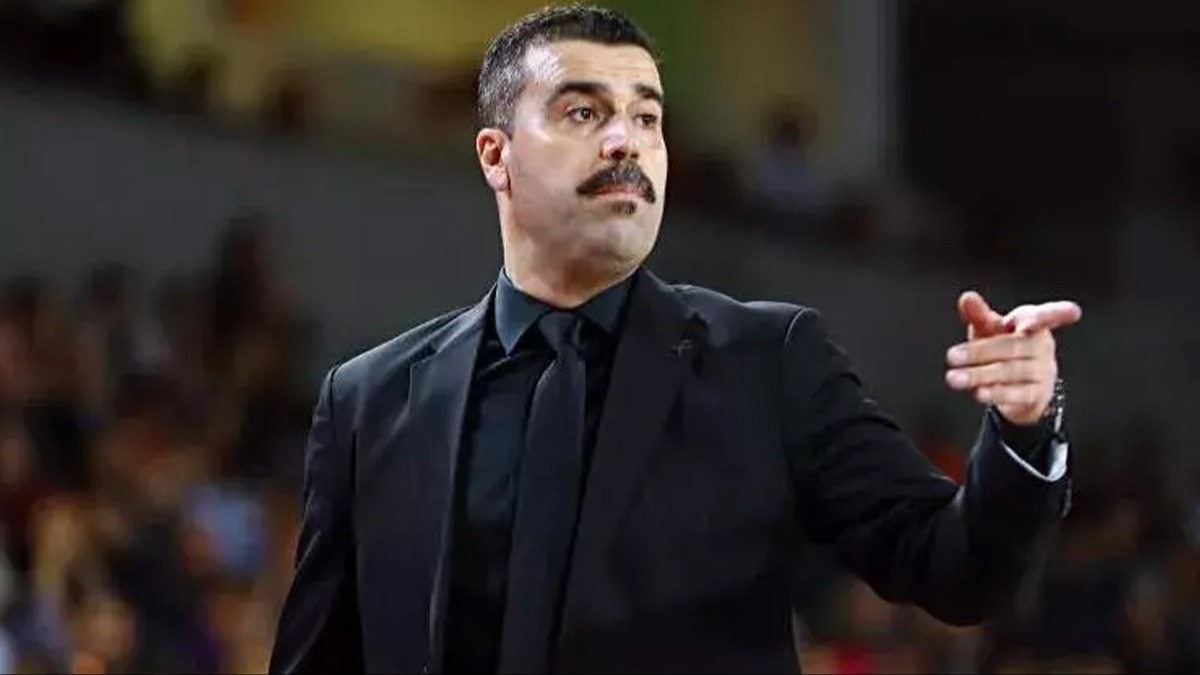 Erdem Can, Anadolu Efes'te!