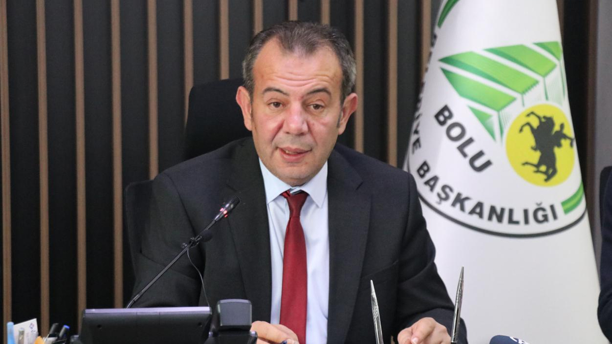 Kesin ihra� istemiyle disipline sevk edildi! �zcan: Ba�kald�r�yorum