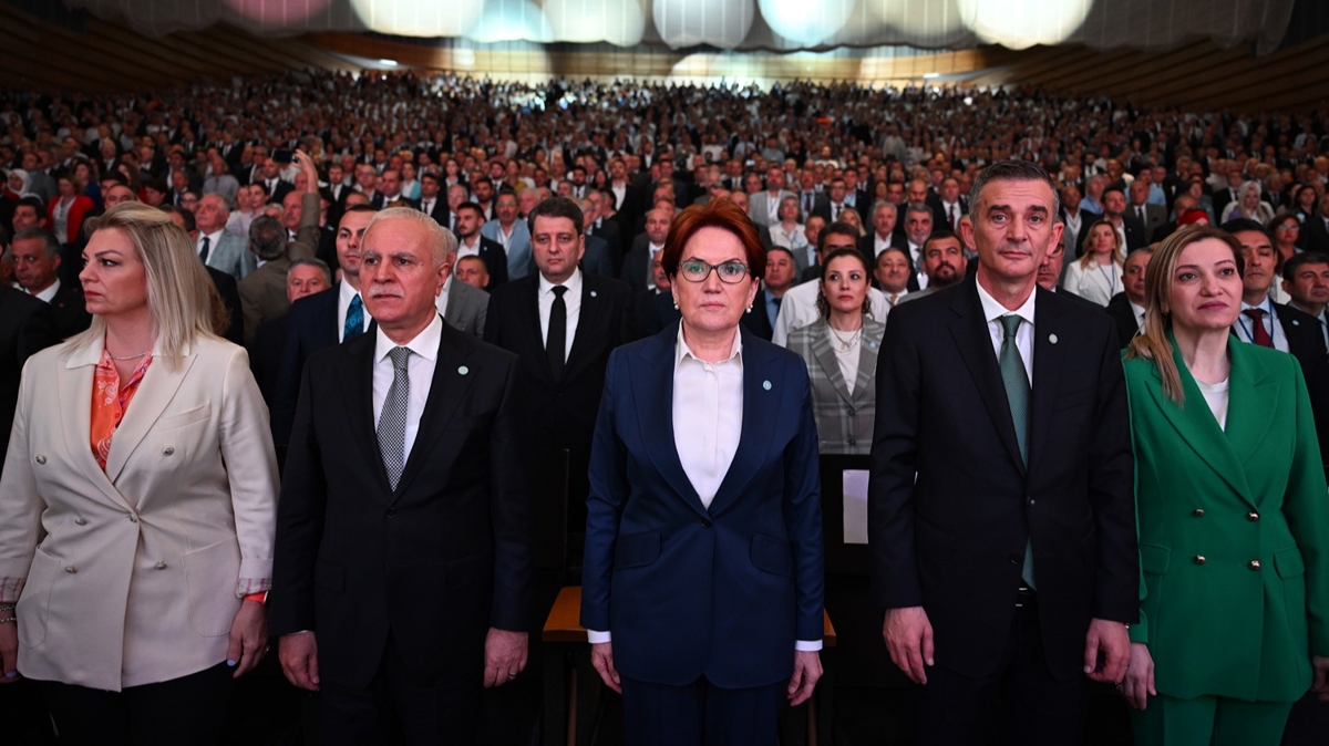 Meral Akener, Y Parti Genel Bakanlna yeniden seildi