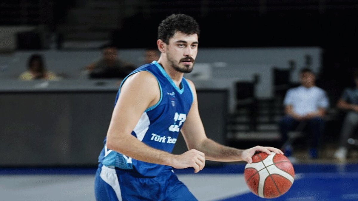 Anadolu Efes, Erkan Ylmaz ile 2 yllk szleme imzalad