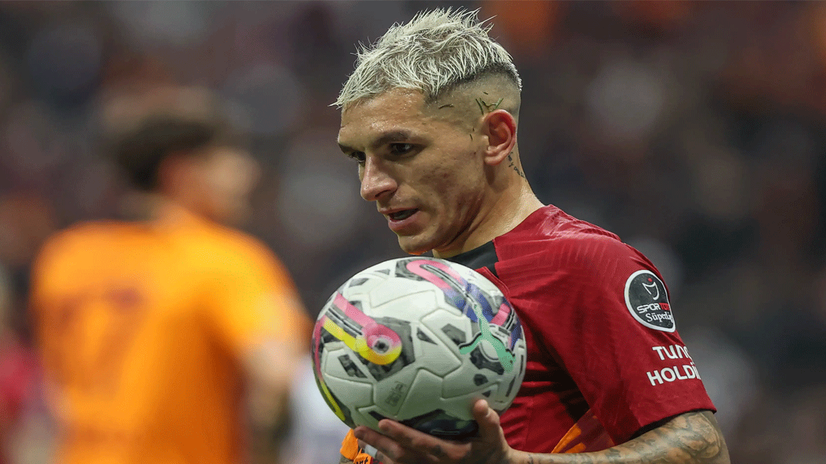 Lucas Torreia'nn menajeri! ''Lazio ile gelecek hafta greceim''