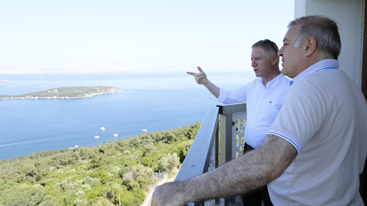 Vali Gl, kentte incelemelerde bulundu 