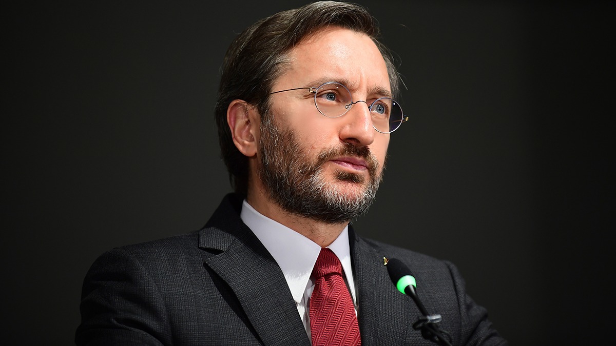 Altun'dan Merdan Yanarda'a sert tepki: Ortak dman merulatrmaya almak, gazetecilik deil, terr koalisyonuna hizmet etmektir