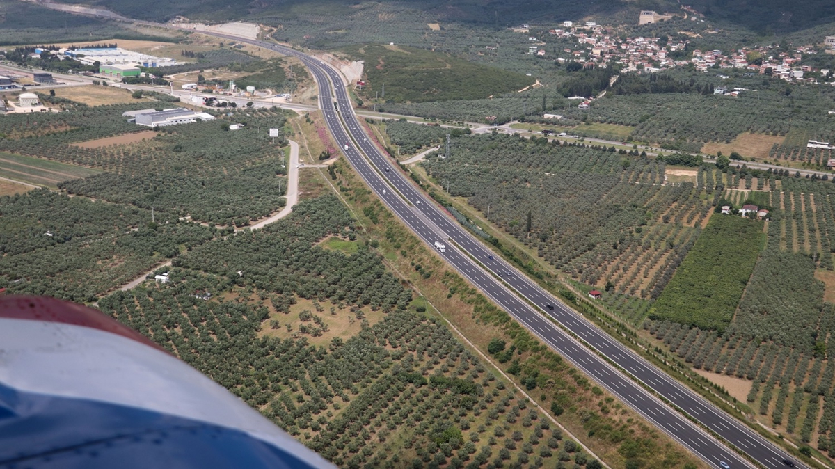 Bayram ncesi jandarma ekiplerinden helikopter destekli trafik denetimi
