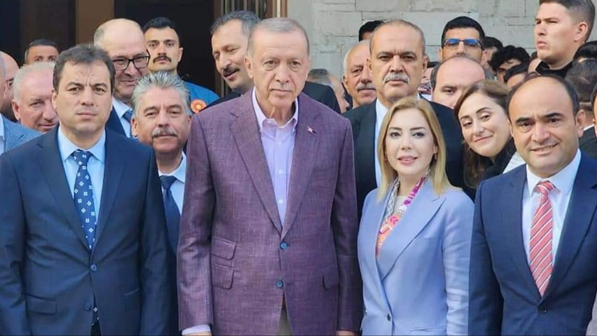 Bakan Erdoan bayram namazn Mula'da kld