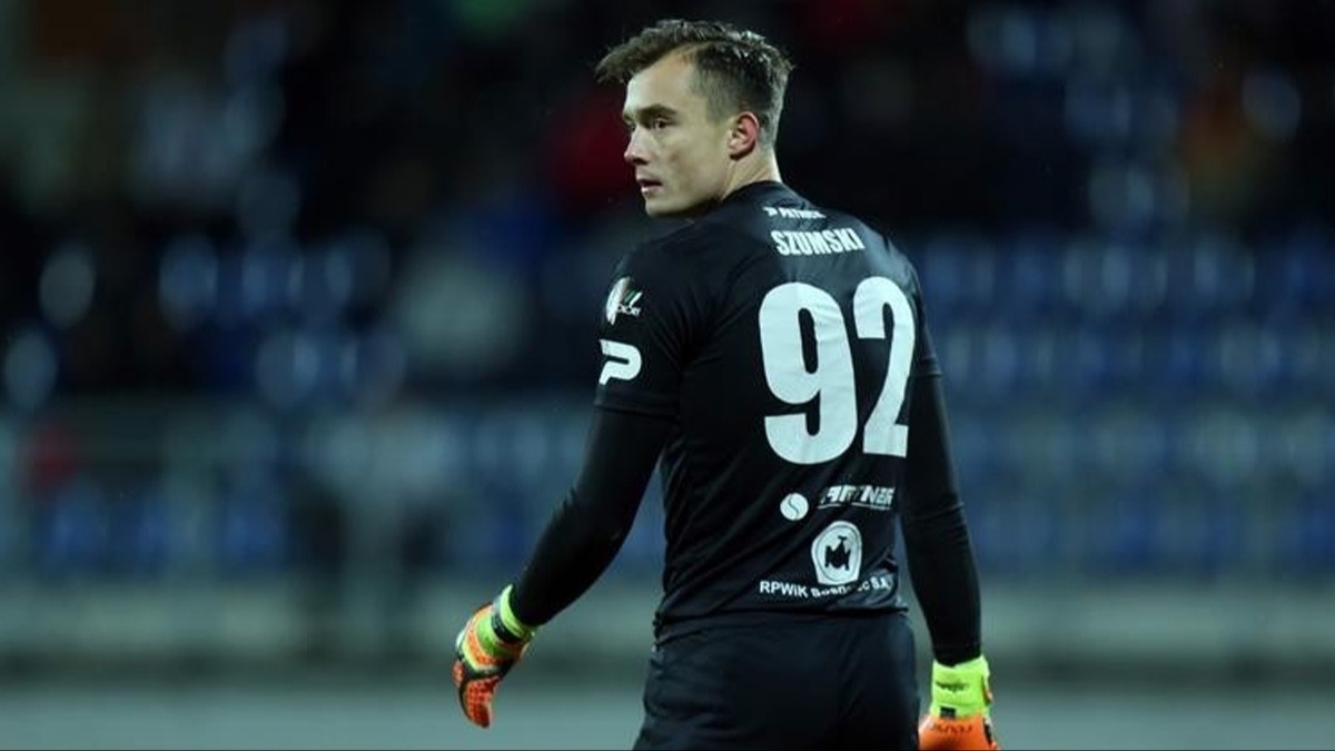 Jakub Szumski, Gztepe yolunda