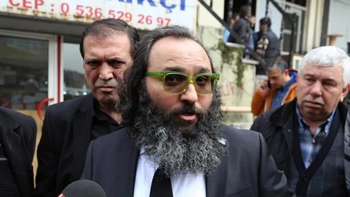Cumhuriyet Gazetesi FET'ye sayfalarn at