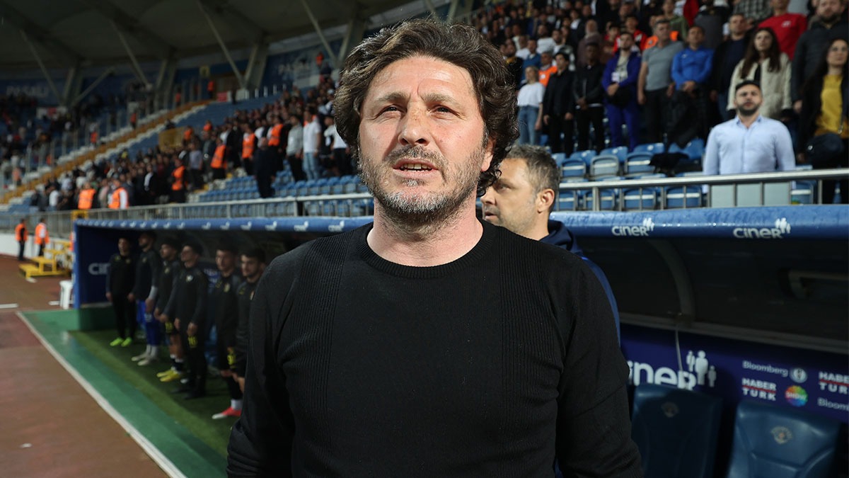 Fatih Tekke: stanbulspor ile ligde kalmak ampiyonluktan daha nemliydi