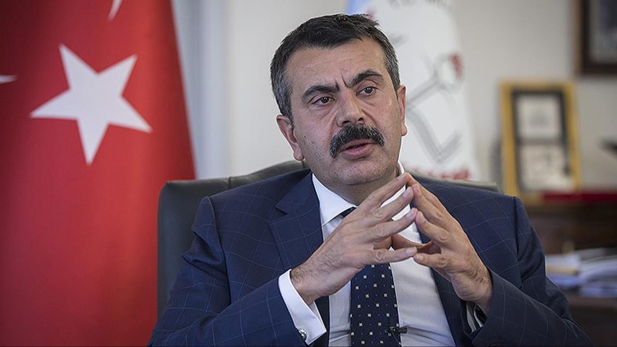 Okullarda LGBT terörüne geçit yok! Bakan Tekin: Değerlerimizle ters düşen konularla mücadele etmek zorundayız