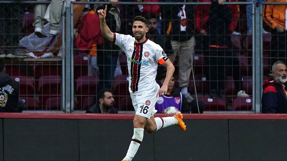 Sper Lig takmlarnn transfer gzdesi Borini