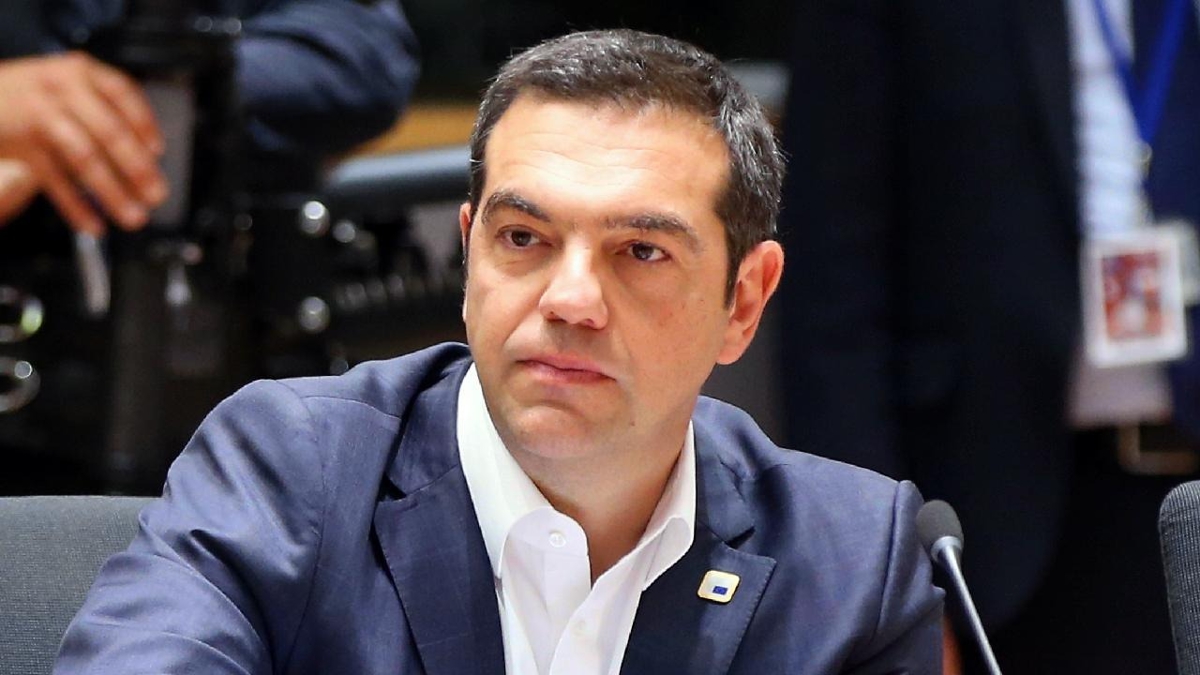Yunanistan'da 5 kez yenilgiye urayan ipras istifa etti