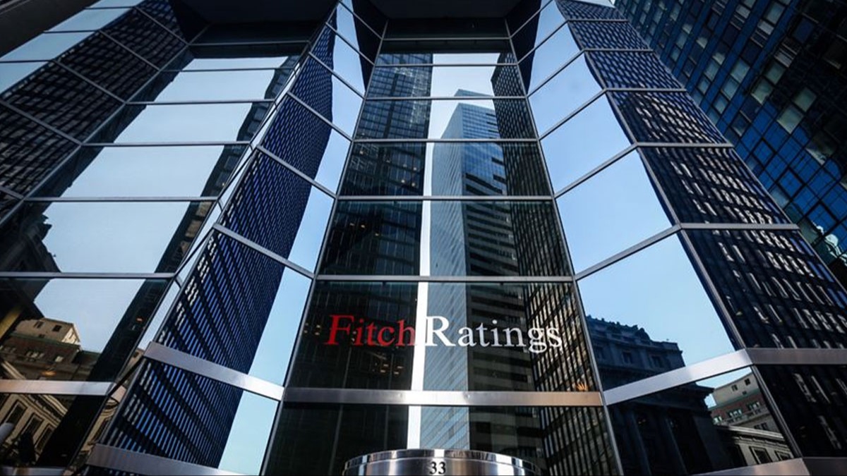 12 yl aradan sonra bir ilk! Fitch ABD'nin kredi notunu drd