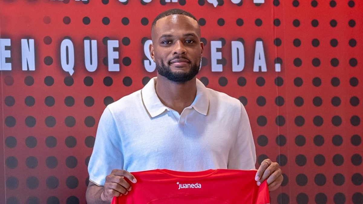 Mallorca, Cyle Larin transferini aklad