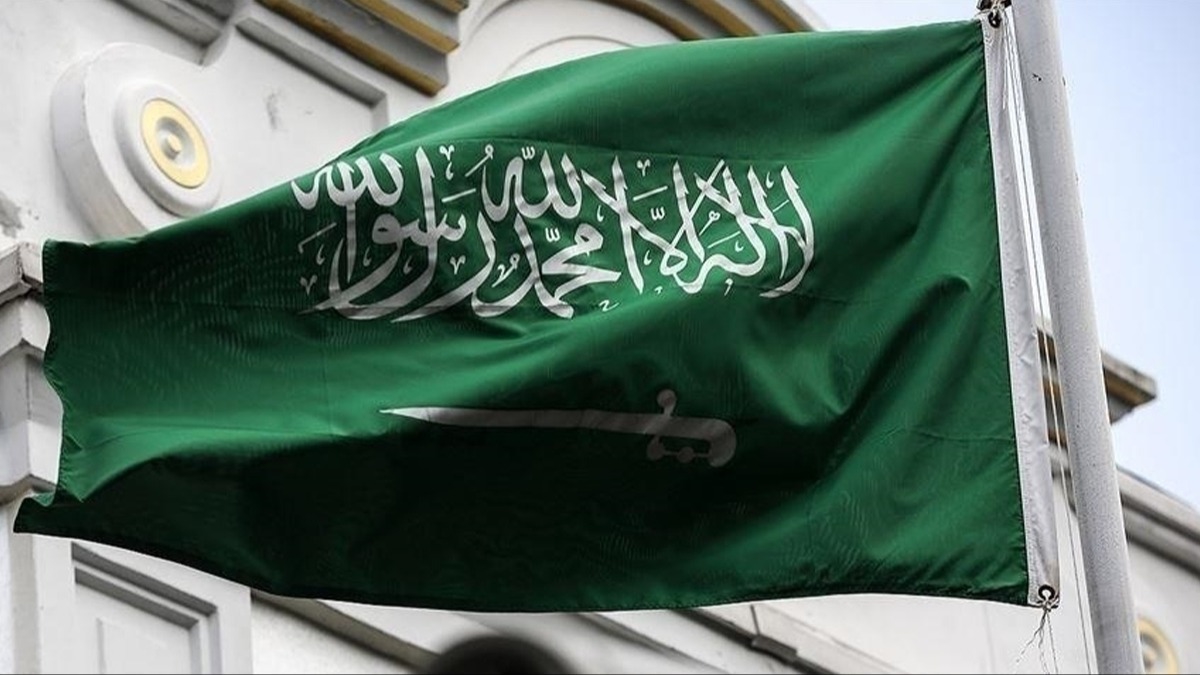 Suudi Arabistan'dan vatandalarna Lbnan' 'acilen terk edin' ars