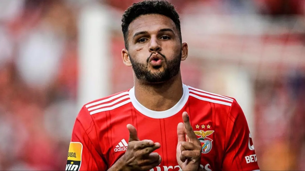PSG'den Gonalo Ramos iin dudak uuklatan rakam