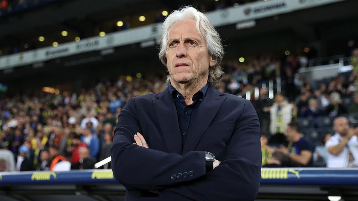Fenerbahe'de Jorge Jesus temizlii sryor!