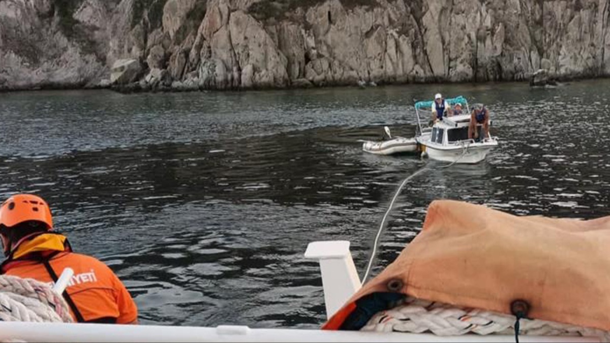 Mula aklarnda arzalanan tekne kurtarld