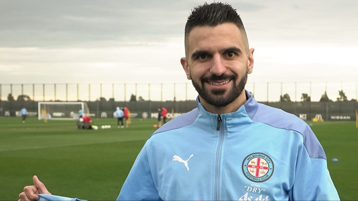 Aziz Behich, Melbourne City ile anlama salad