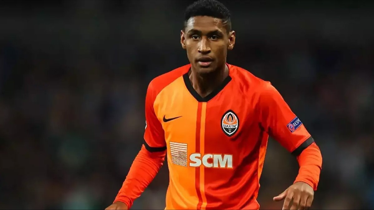 Anlama saland! Galatasaray, Tete'yi bitirdi