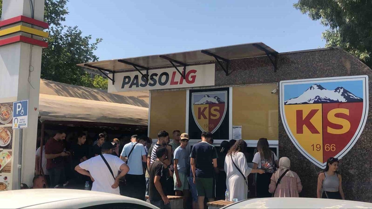 Kayserispor 4 bin 900 adet kombine satt