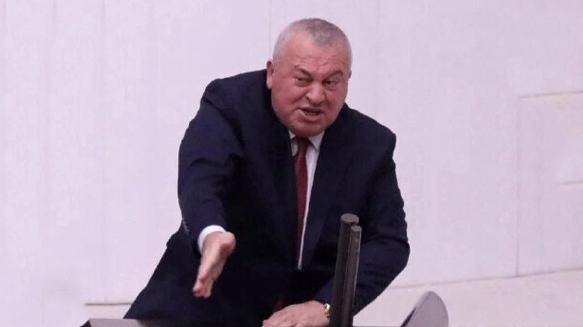 Muhalefetin iftiralar silsilesi! DP'li Enginyurt Meclis krssnde akl tutulmas yaad