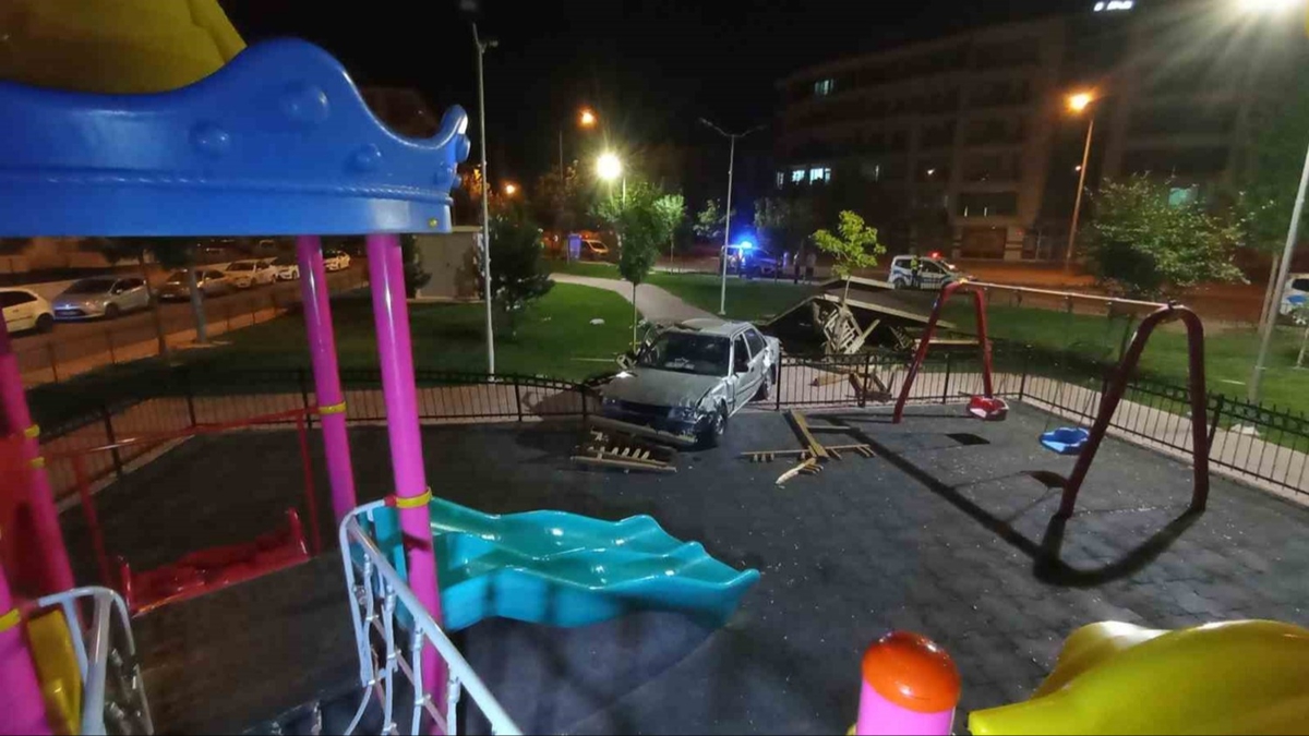 Kontrolden kan otomobil parka dald! ''Hibir ey anlamadm''