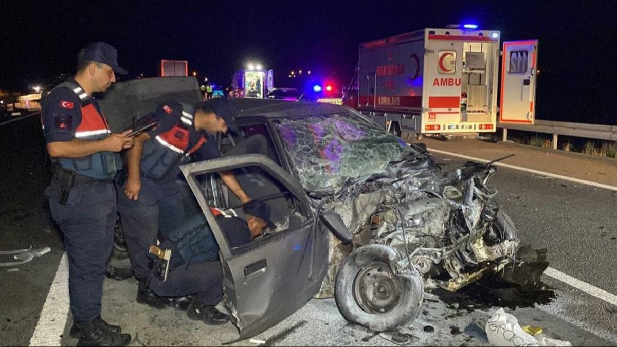 Aksaray'da zincirleme trafik kazas! 2 l, 12 yaral