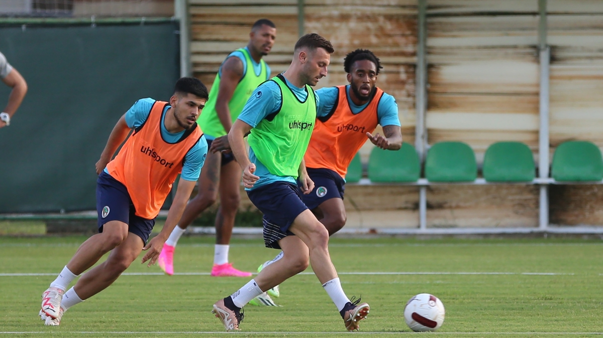 Baakehir, Alanyaspor mesaisini srdryor
