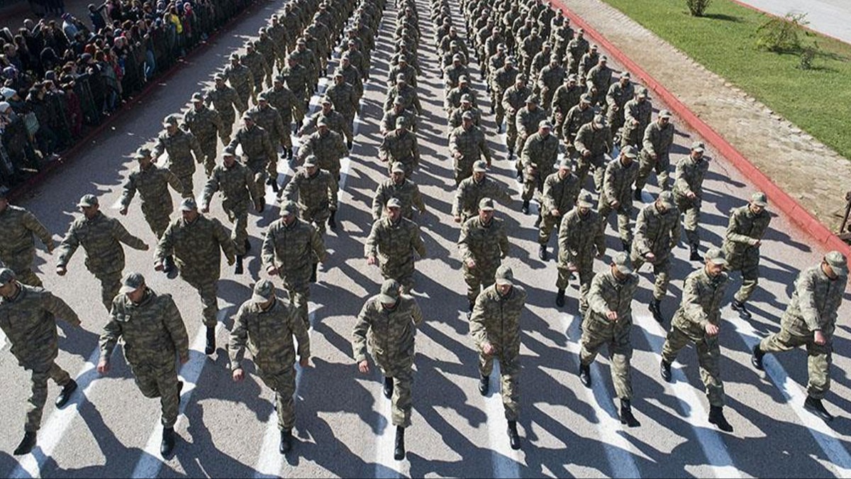 Karabk'te 1582 komando yemin etti