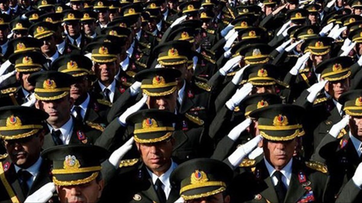 TSK'da yeni grevlendirmeler: General ve amiral atama listeleri yaymland