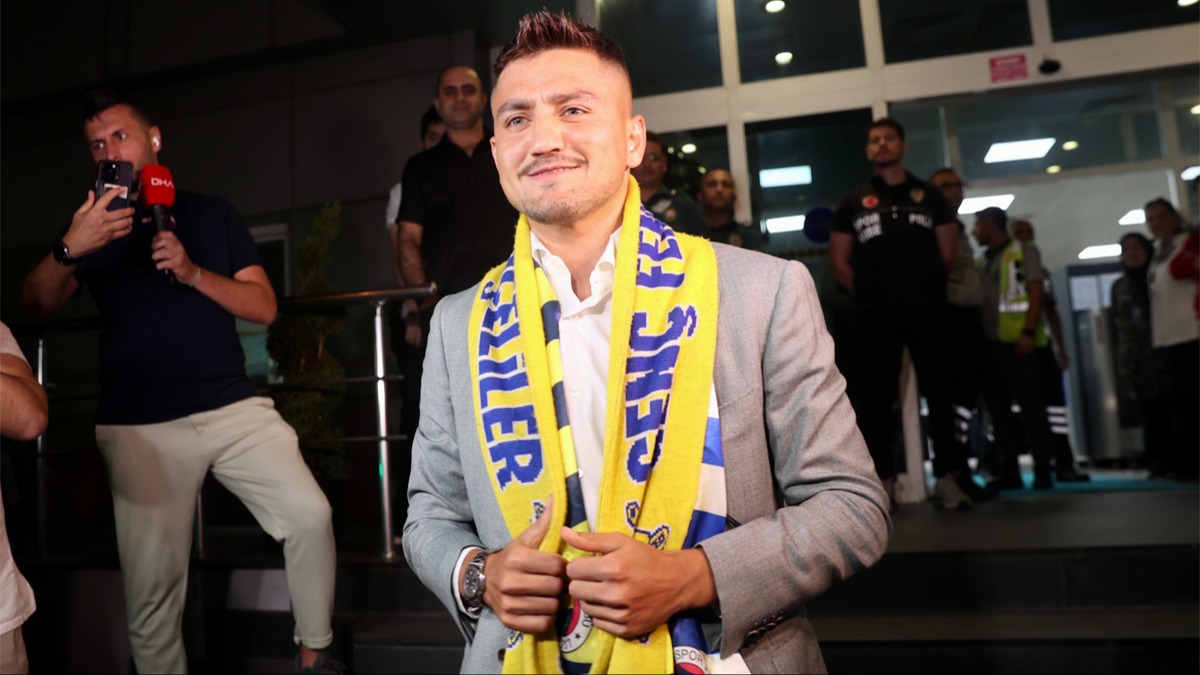 Cengiz nder, Fenerbahe iin stanbul'da