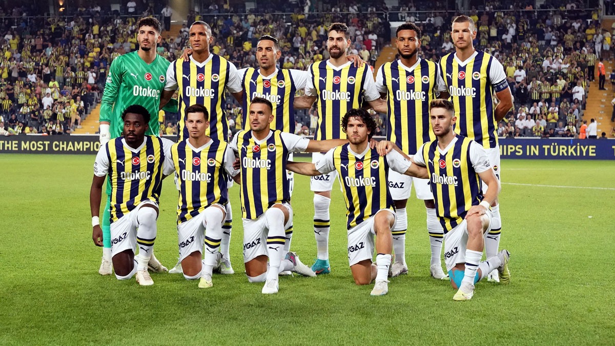 Fenerbahe'de deiim rzgar! Yeni teknik direktr ve 9 transfer 
