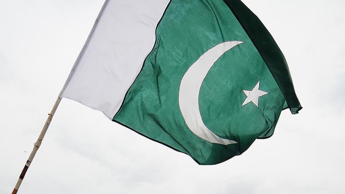 Pakistan'da Senatr Anvarul Hak Kakar, geici hkmetin babakan olarak atand