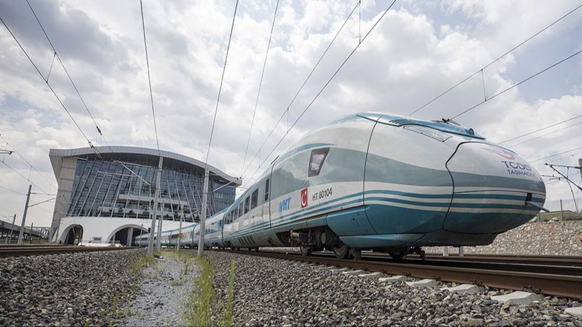 TCDD, İstanbul Havalimanı'ndaki operasyonlara 42 işçi alacak