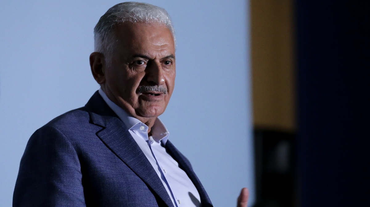 AK Parti Genel Bakanvekili Yldrm: Bu bizim iin ok byk onur, eref