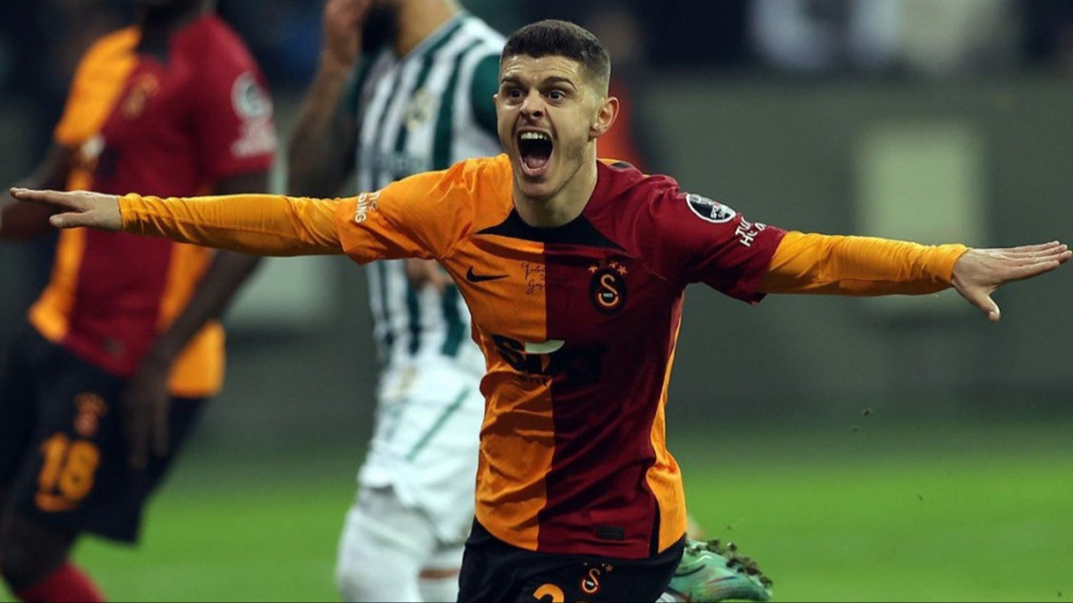 Kartal, transferi bitirdi! Milot Rashica, Beikta iin stanbul'a geliyor 