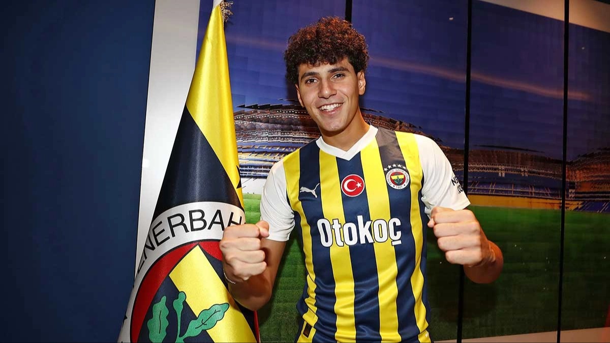 Fenerbahe, Omar Fayed'i aklad
