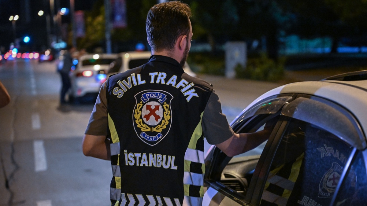 Kadıköy'de radarlı hız denetimi yapıldı 