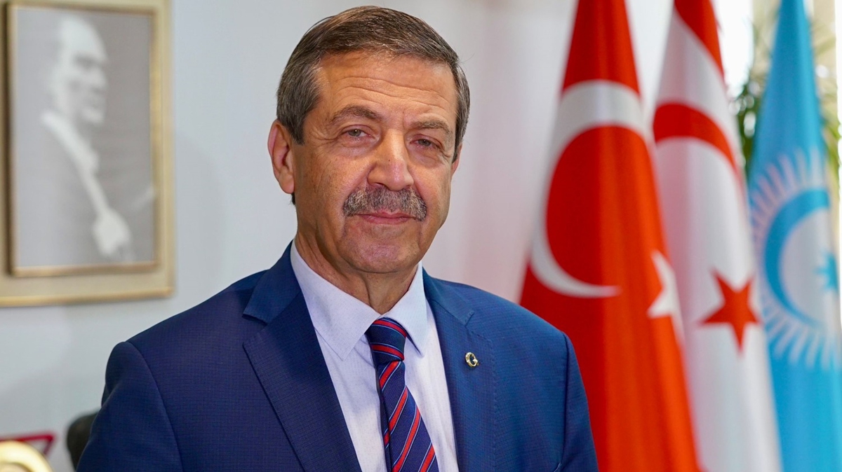 KKTC Dileri Bakan Erturulolu ''yol'' gerilimini 24 TV'de deerlendirdi