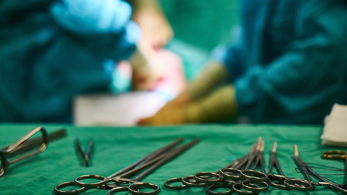 Bıçak parsı istediği iddia edilen doktor tutuklandı