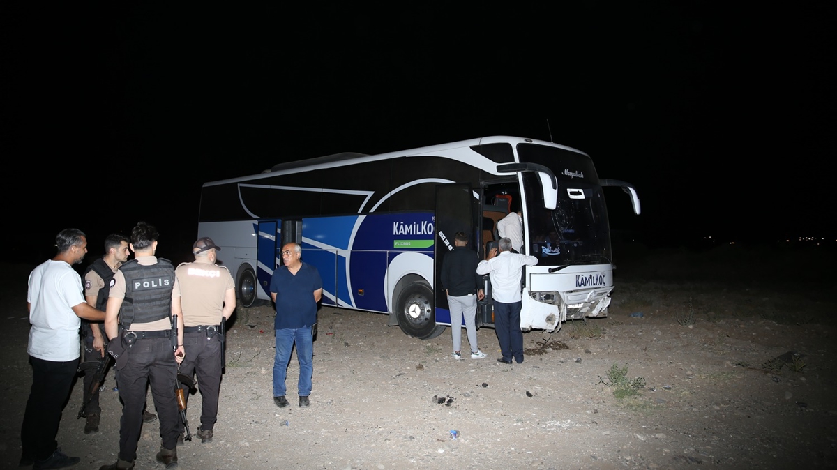 Yolcu otobs refje arpt: ok sayda yaral var