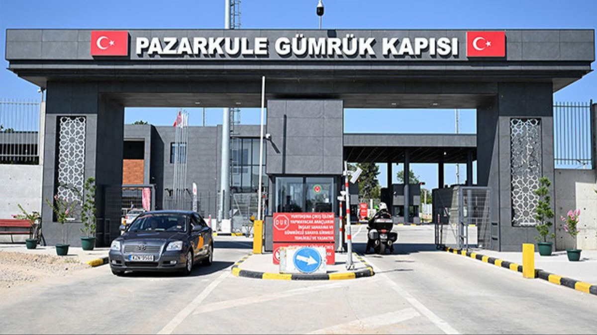 psala snr kapsndan geri dnenler Pazarkule'den Yunanistan'a geti